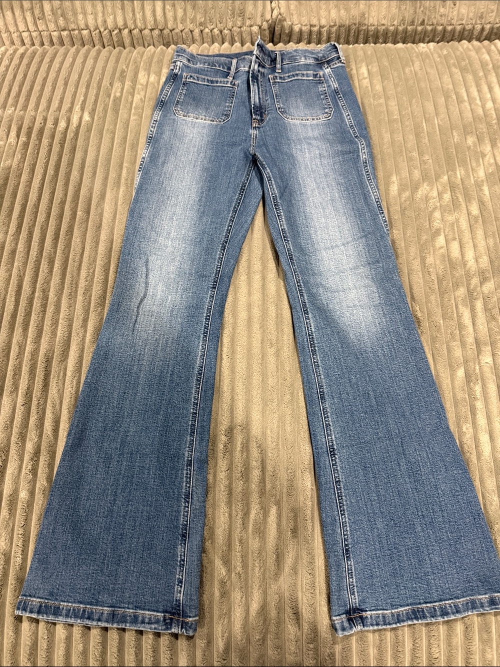 GAP Women’s High Rise 70’s Flare Medium Blue Jeans